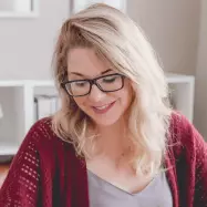 سرکار خانم اکبری